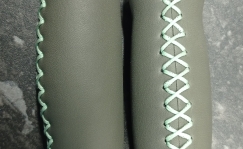 Kunstnahast käepidemed, hall