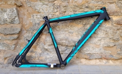 Raam Spyder 26'', must-sinine