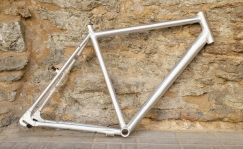 Raam alumiiniumist 28'', hõbe