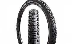 65-584, Performance Line, SnakeSkin, kummisegu Addix, punktsioonikaitse GreenGuard, DD, peegeldav triip, 67 TPI, 38 PSI, 1,31 kg, e-ratas 50 km/h.