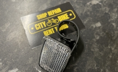 Valge esihelkur, universaal